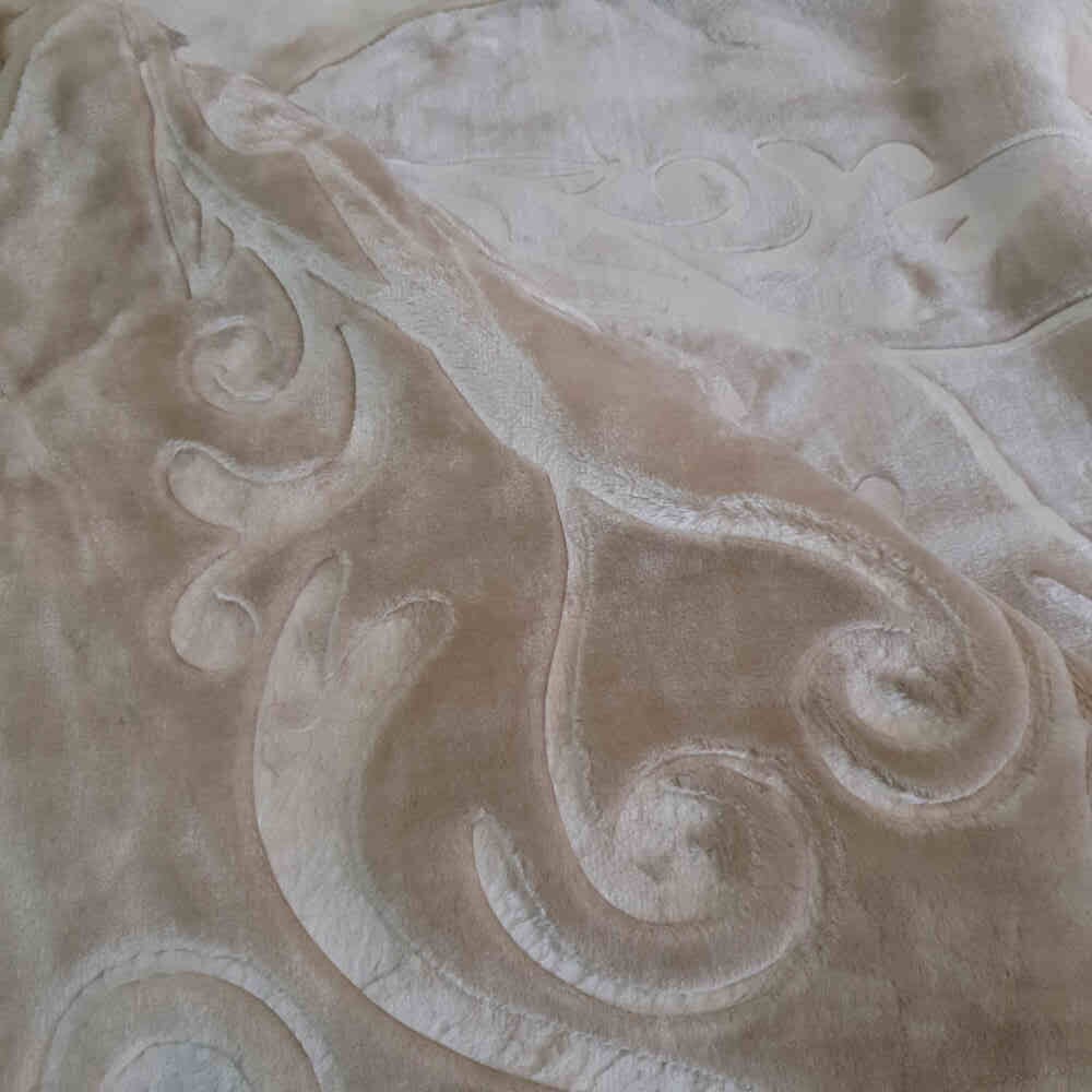 Pandora Blanket Cream Curtain Dream